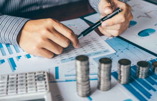 Stablecoins: Creating Bridges Between Traditional Finance and Alternative Assets