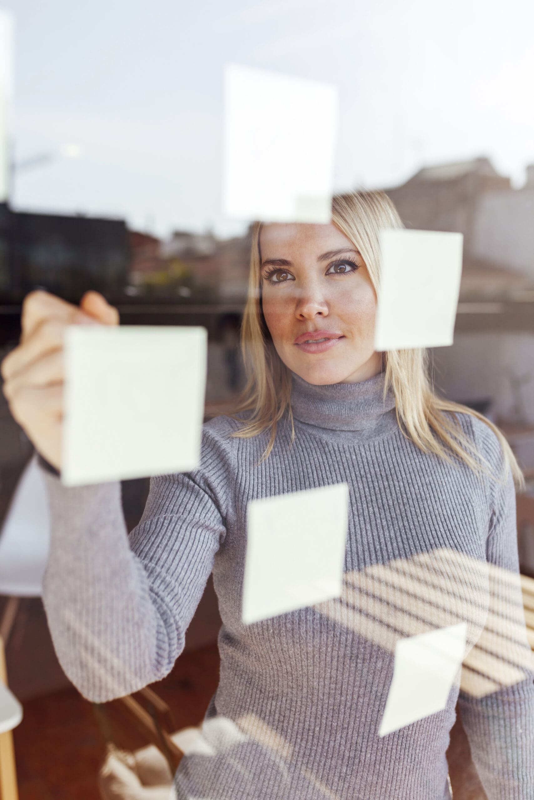 Business woman creating a plan